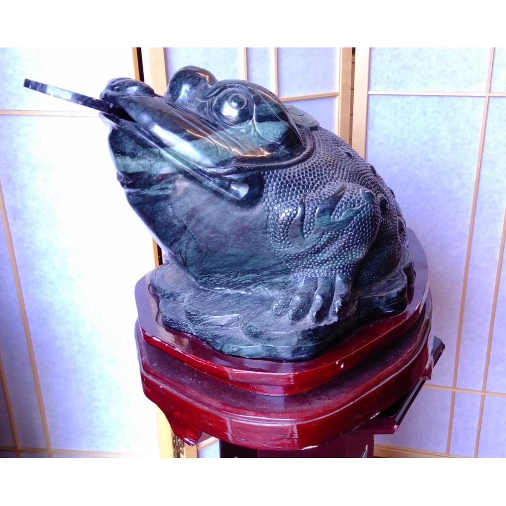 Large Real Jade Money Toad Sculpture - Image 4