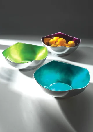 4 Point Salad Bowl in Recycled Enamelled Aluminium - Image 2