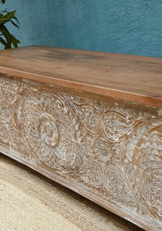 Large Handcarved Blanket Box/Ottoman/Chest - Image 4