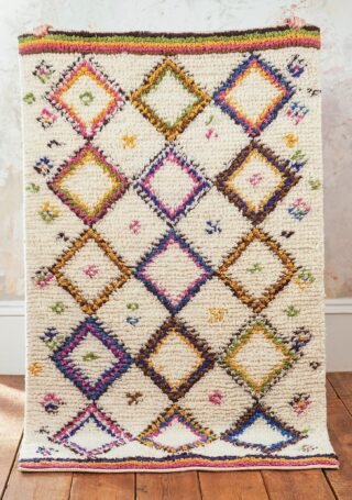 Asilah Hand-Woven Shaggy Rug 120 x 180cm - Image 3