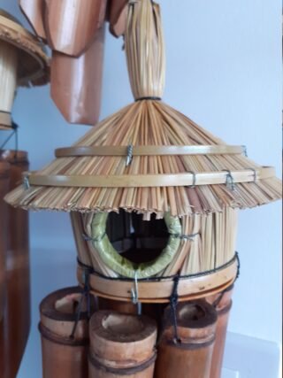 Large Round Seagrass Bird Box with Chimes, Handcrafted - Image 3
