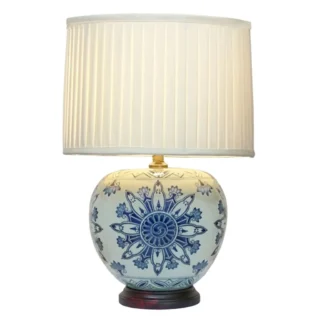 Wan Hua Tong Porcelain Lamp, Ashmolean